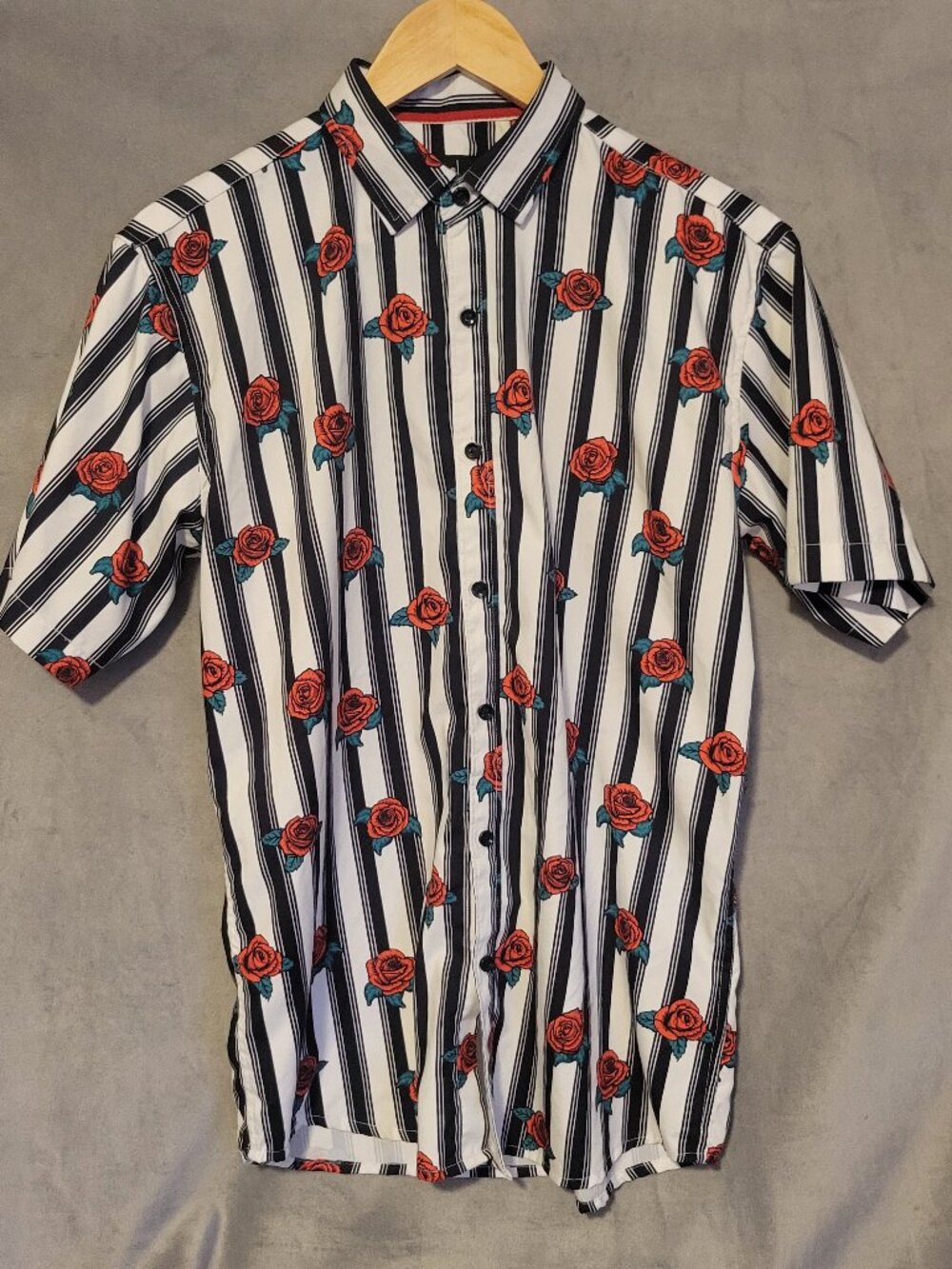 Public Record Button Up Short Sleeve Shirt Red Rose White Stripe Men's Size M